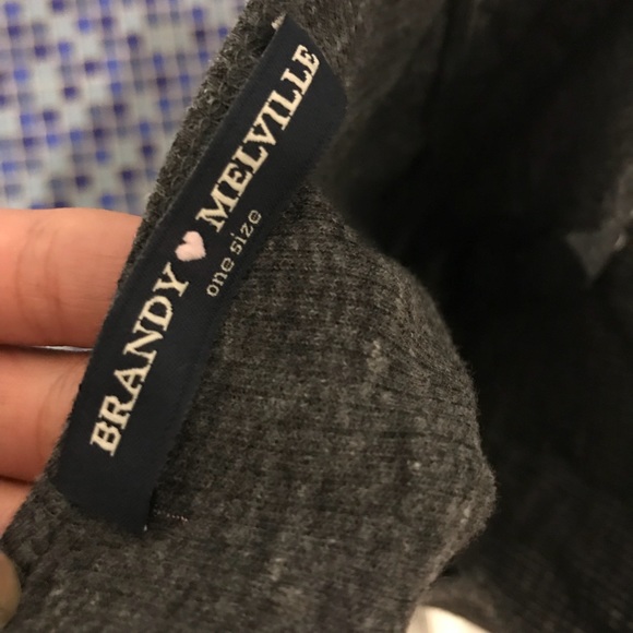 Simonne Tank - Picture 4 of 4